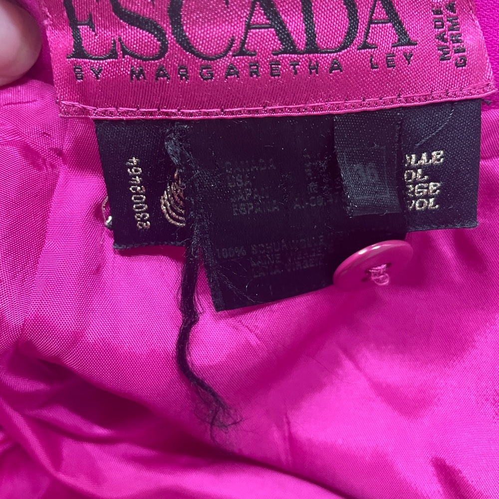Escada Fuchsia Pencil Skirt Wool Sz 36 approx Small back ruffles Barbiecore - Picture 6 of 6
